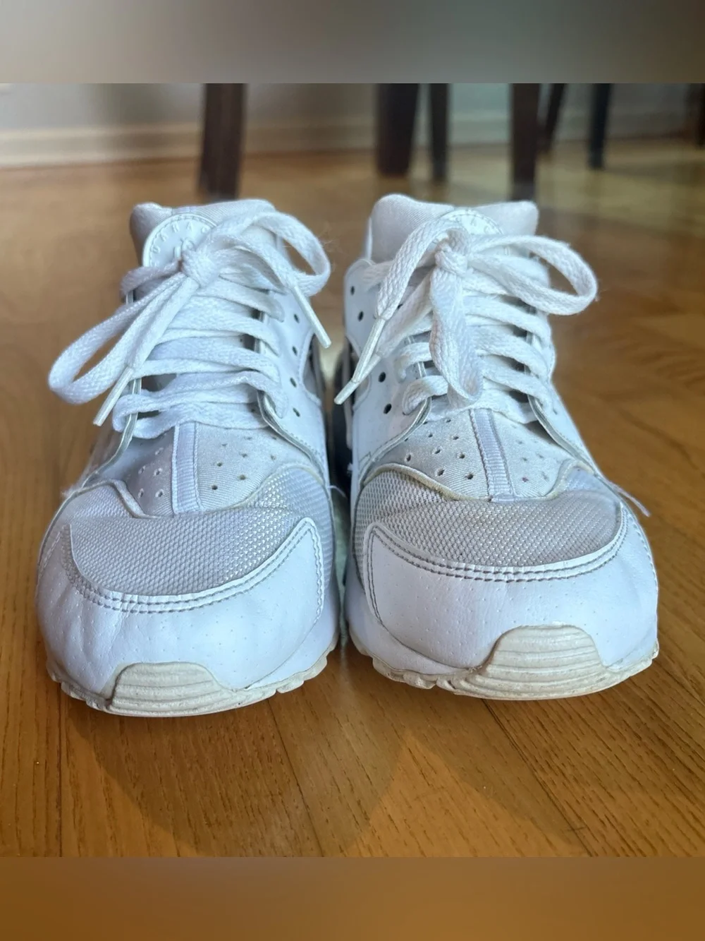 Nike Air Huarache Sneakers Shoes Triple White Limited Edition Big Kid Youth Sz 6